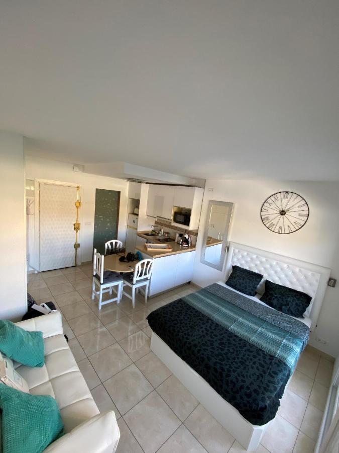 Benal-Beach-511. Walking Distance To The Beach Benalmádena Extérieur photo